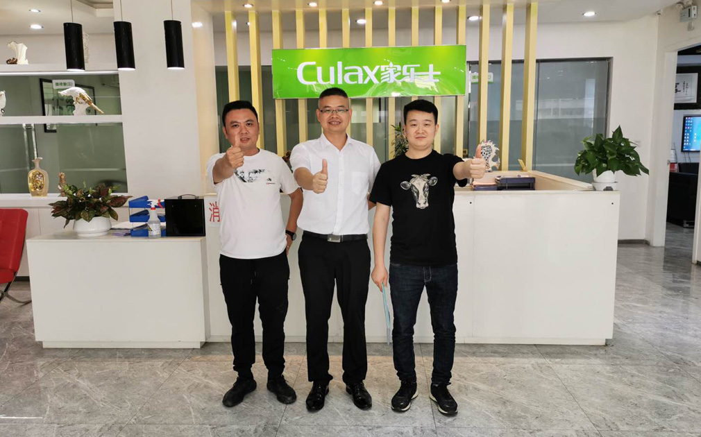 家樂事5S凈水器專業(yè)團隊征服客戶，選做凈水器就是選好產(chǎn)品選好團隊 